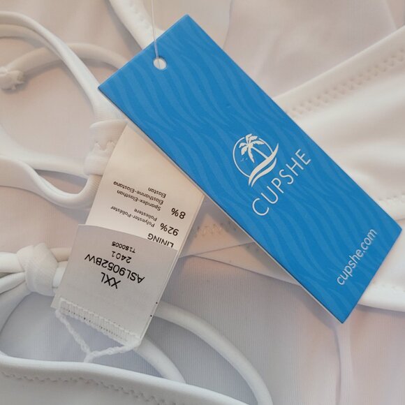 White ruffled cupshe swimsuit - Picture 3 of 5